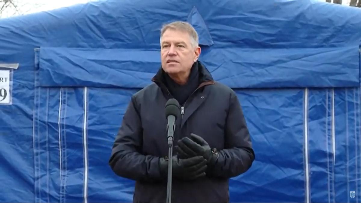 klaus-iohannis-tabara-siret_06921600