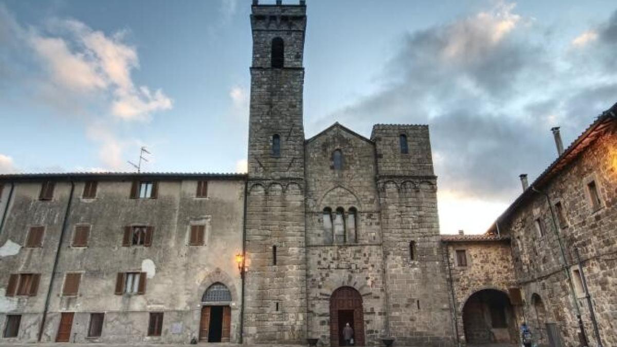 roscigno-vecchia-catun-italia-pexels_85102500