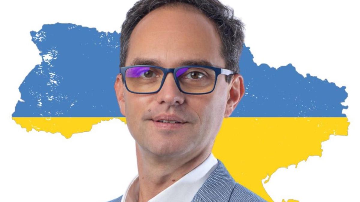 deputat-usr-din-cluj-cere-placute-cu-litere-in-chirilice_98794000