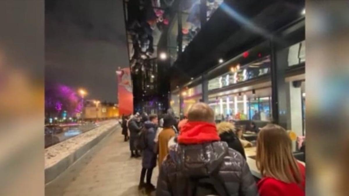 rusi-hamburgheri-cozi_13066800