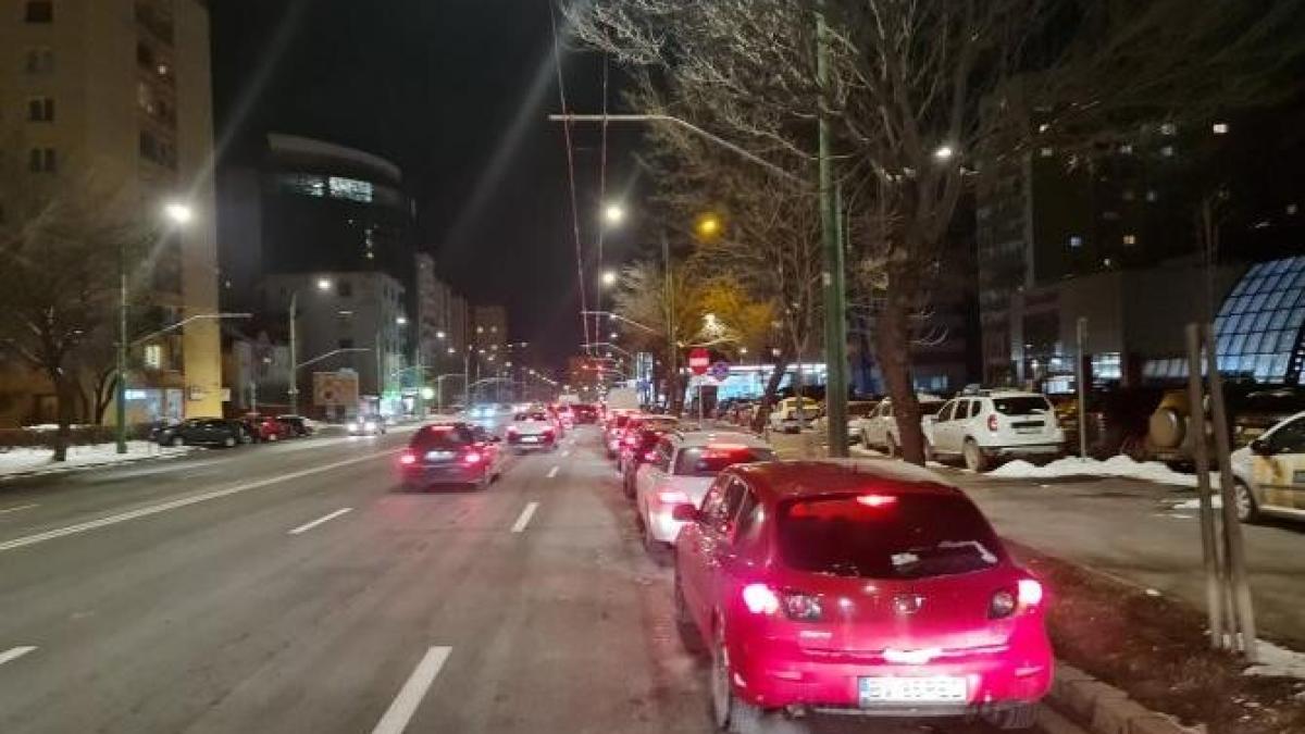 coada-benzina-brasov_48792900