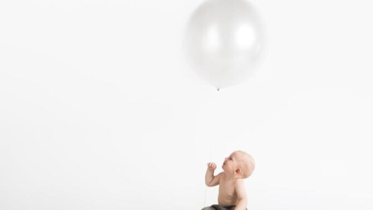 grimes-bebelus-fetita-elon-musk-pexels_10431200