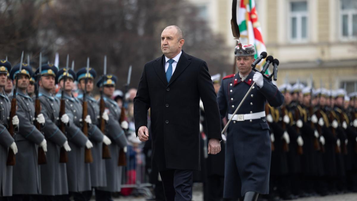 bulgaria-se-ofera-sa-gazduiasca-intalnirea-putin---zelenski_52503600