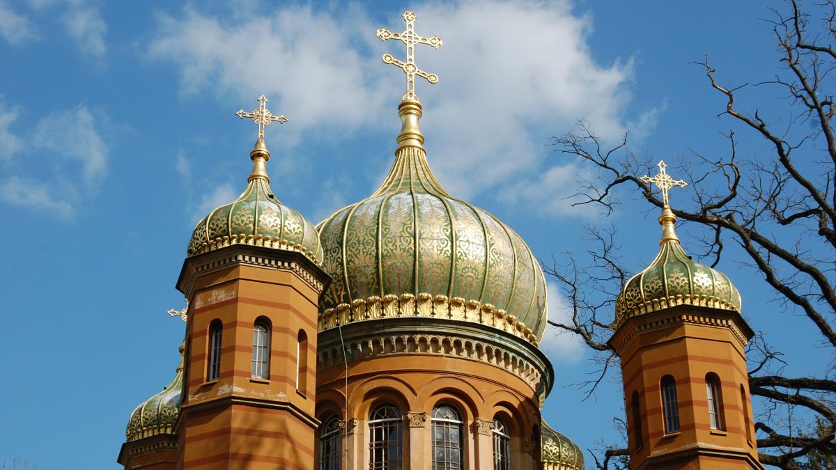 cea-mai-importanta-manastire-din-estul-ucrainei-a-fost-bombardata-de-fortele-ruse_03868300