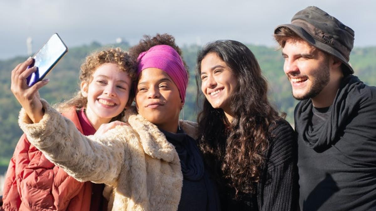 oameni-echinoctiu-primavara_07894600