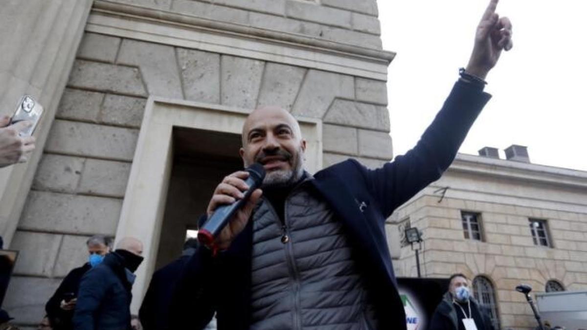 senator-gianluigi-paragone_95928400