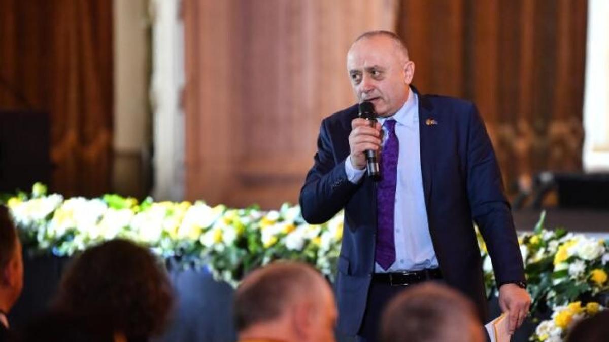 danut-aelenei-aur_58640100