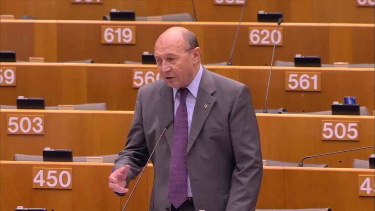 traian_basescu_indemnizatie_chirieac_fb_26760000