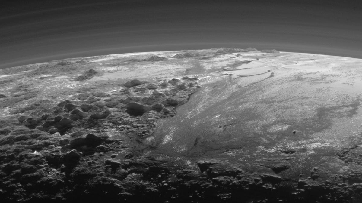 pluto-nasa_75035000