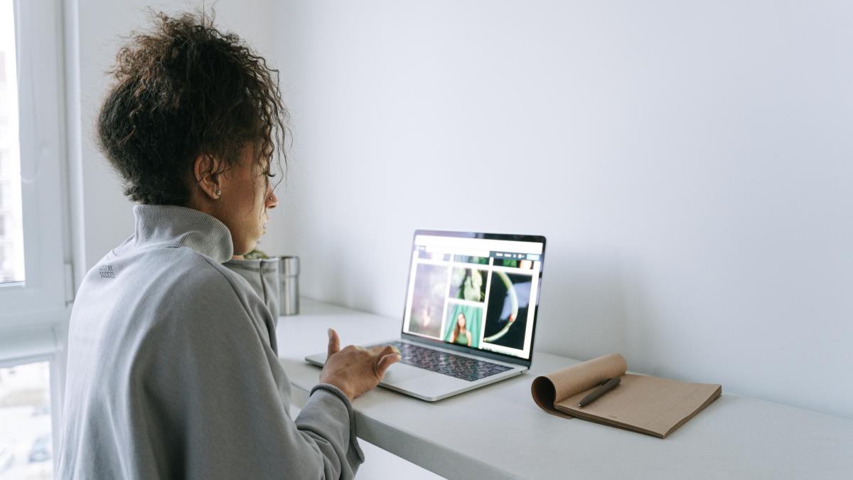 tot-ce-trebuie-sa-stii-despre-comertul-electronic--inainte-de-a-incepe-o-afacere-online_85441200