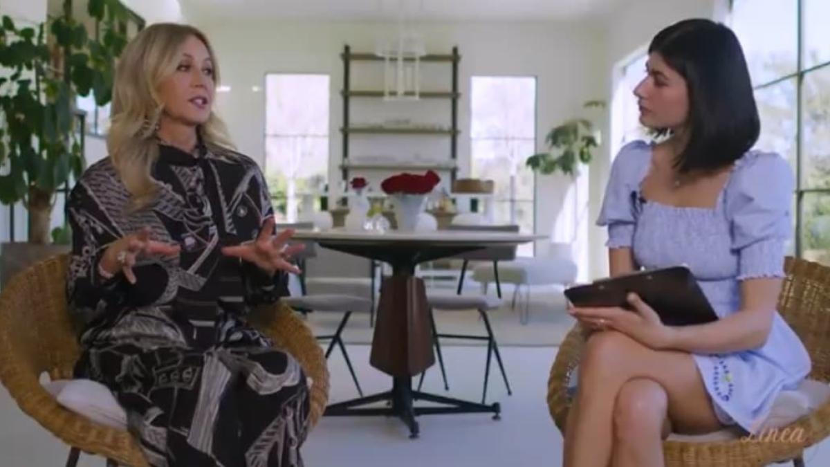 anastasia-soare_78273000