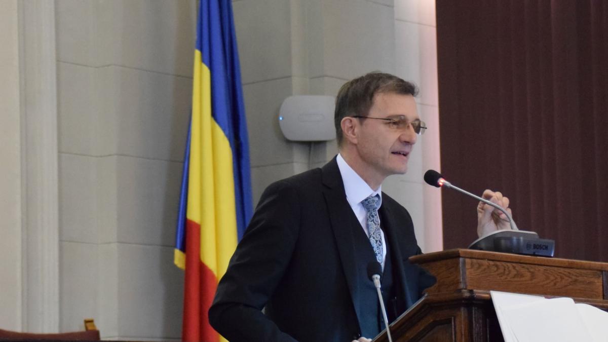 ioan-aurel-pop_07108900