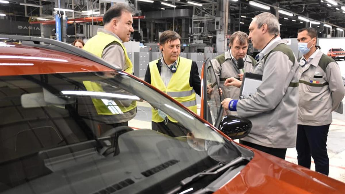 florin_spataru_dacia_renault_fb_14972700