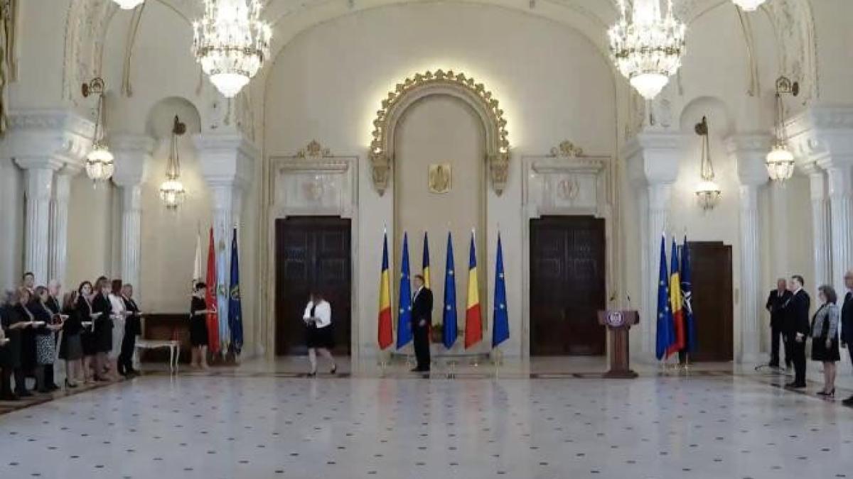 iohannis-medici-cotroceni_55260000