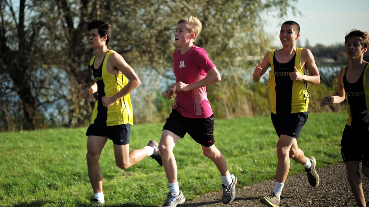 tineri-alearga_60997800