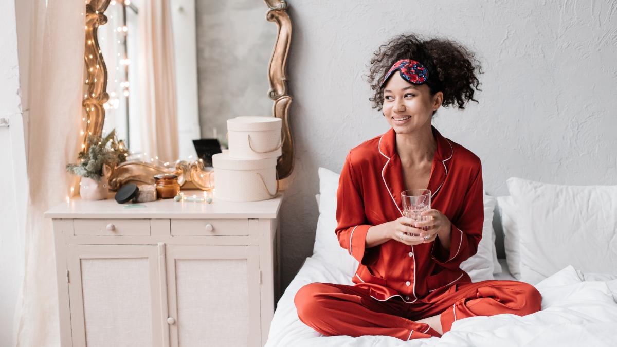 nu-bea-apa-lasata-peste-noapte-in-pahar_53789000