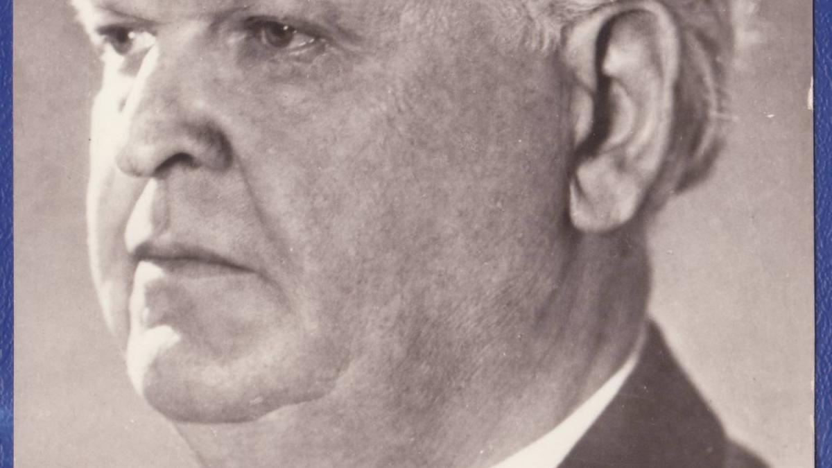 mihail-sadoveanu_309_18385898e2b4dab3l_14475700