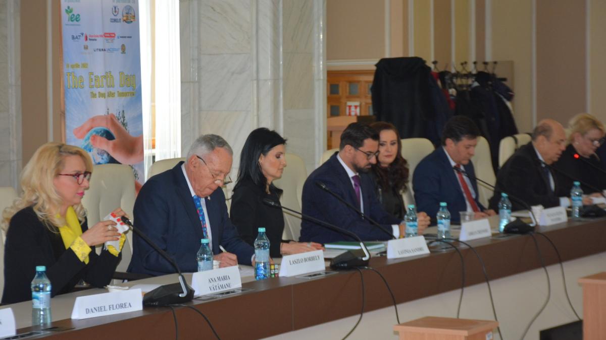 sandru-uzpr-ziua-pamantului-parlament_43366100