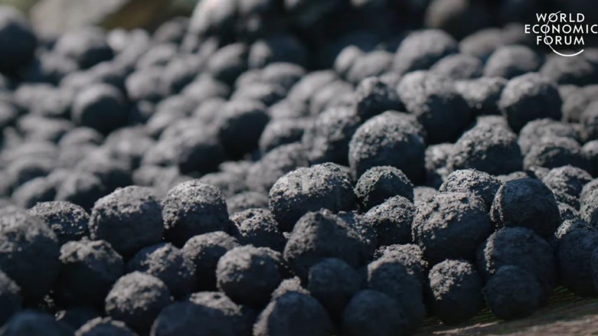 carbuni-din-fecalele-umane_02840500