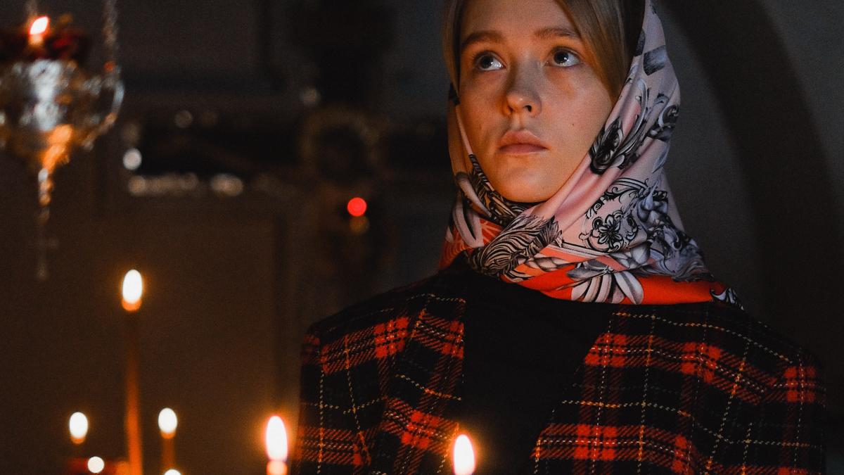 saptamana-patimilor---vinerea-mare-ce-nu-ai-voie-sa-faci--se-spune-ca-femeile-pot-orbi_08041800