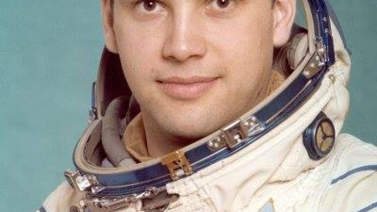 dumitru_prunariu_mapn_fb_19663500