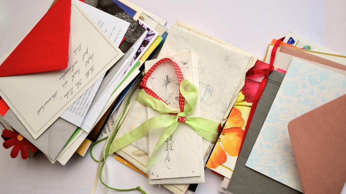 ce-si-urau-oamenii--de-sarbatori--in-comunism--inainte-de-fie-ca-----bulai-imi-pare-rau-ca-nu-mai-exista--astazi--obiceiul_01006200