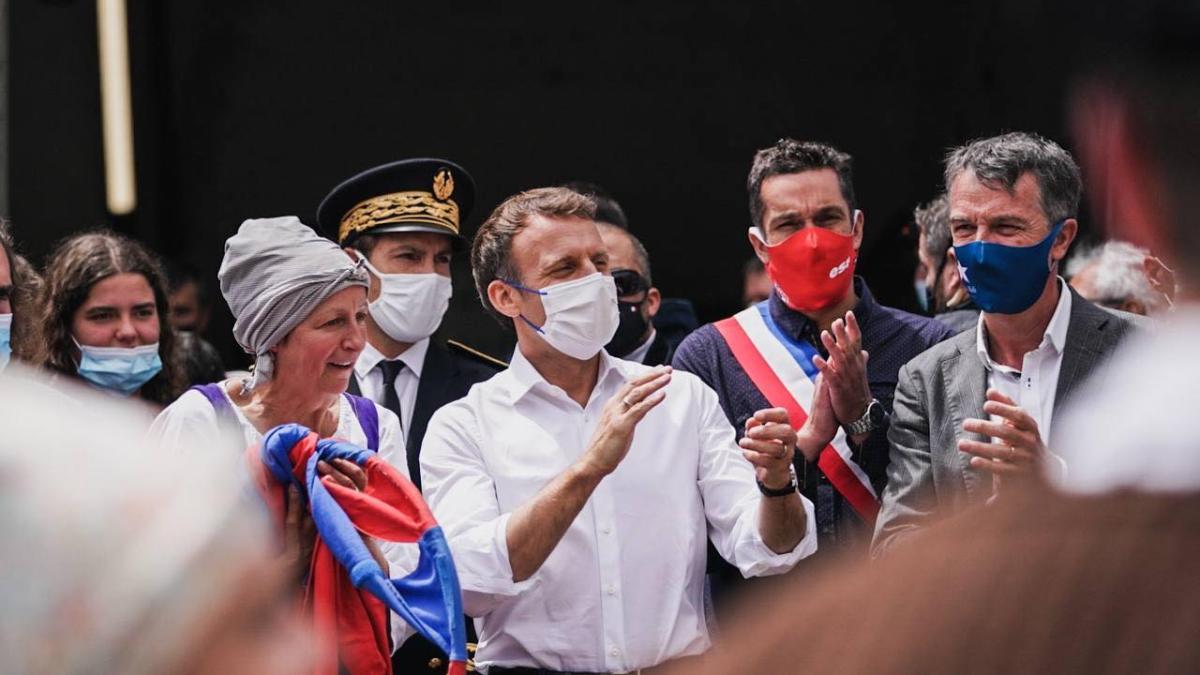 macron--pe-primul-loc-in-scrutinul-prezidential--tudor-curtifan-s-a-votat-predictibilitatea_49016600