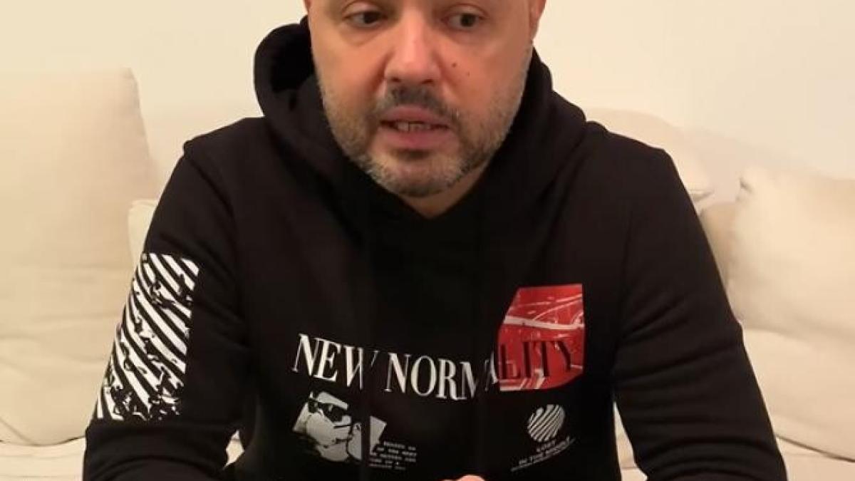 camelia-mitoseru--pe-masa-de-operatie--mihai-mitoseru-mama-are-o-tumora-benigna-destul-de-mare_09257400