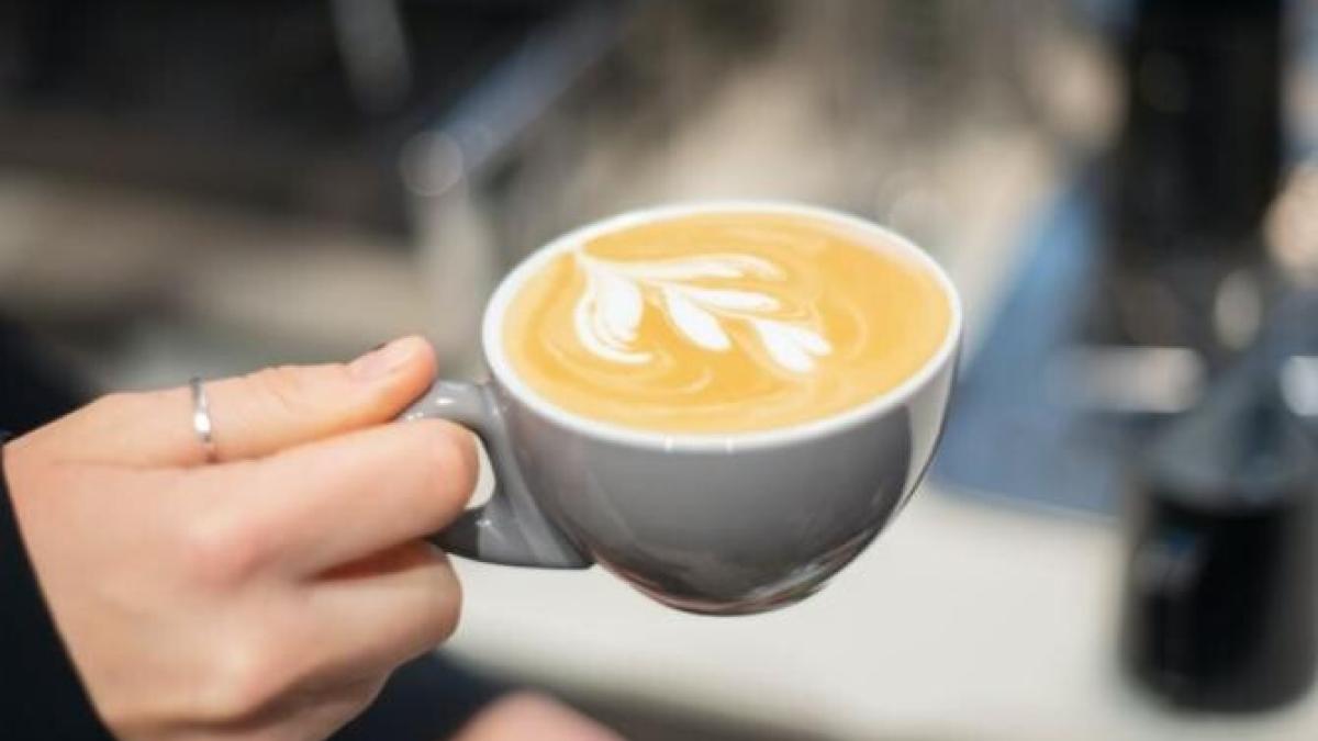 cafea_ciurea_obiceiuri_sanatoase_foto_pexels_23925400