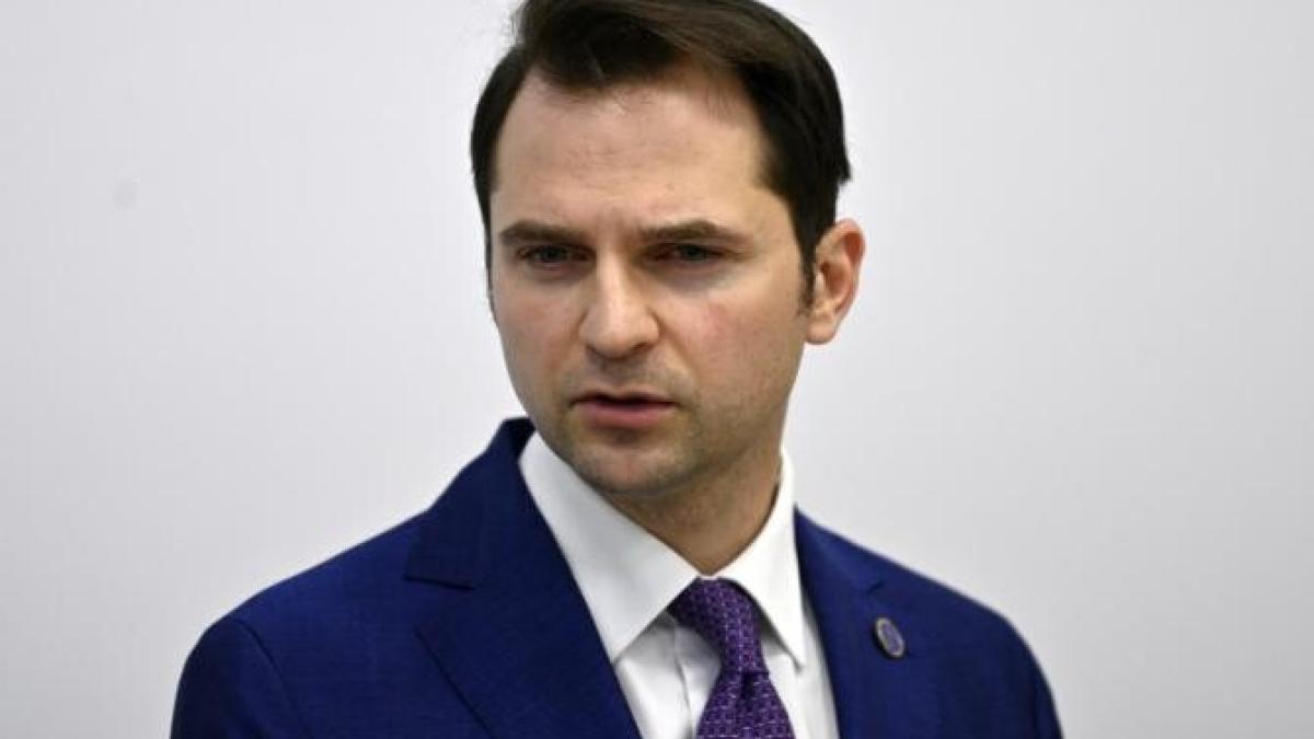 sebastian-burduja_67390400