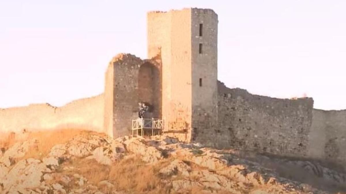 cetatea-enisala-dc-news_10824200