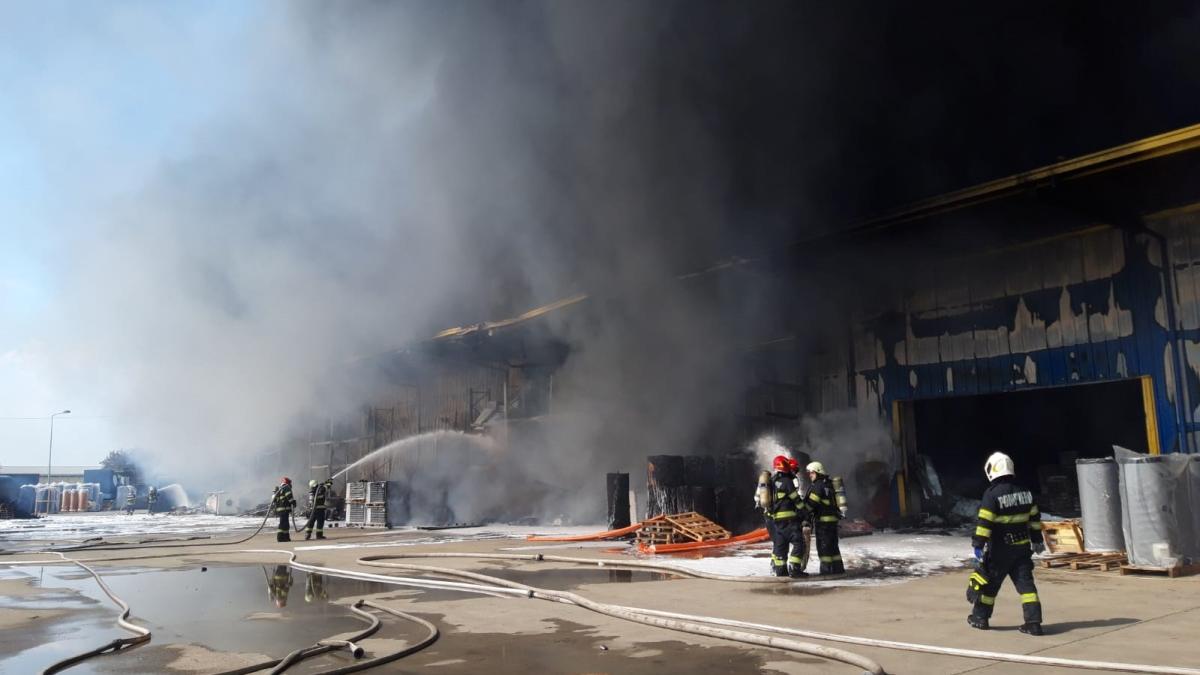 incendiu_oradea_isu_bihor_95766500