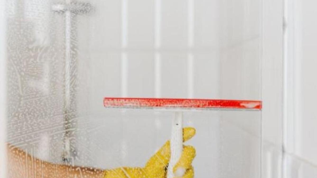 spala-geamurile-in-doar-15-minute--sfaturile-gospodinelor-cu-experienta-ne-salveaza-de-ziua--foto-pexels_48017200