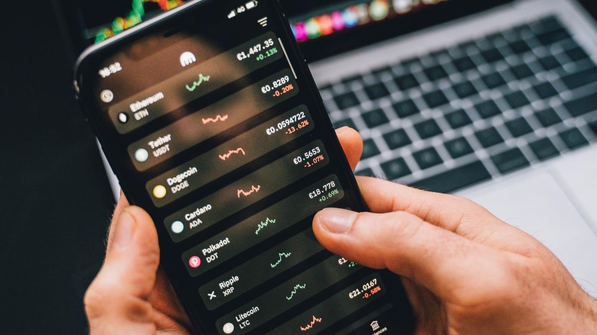 burse_economie_alarma_pxl_64435500