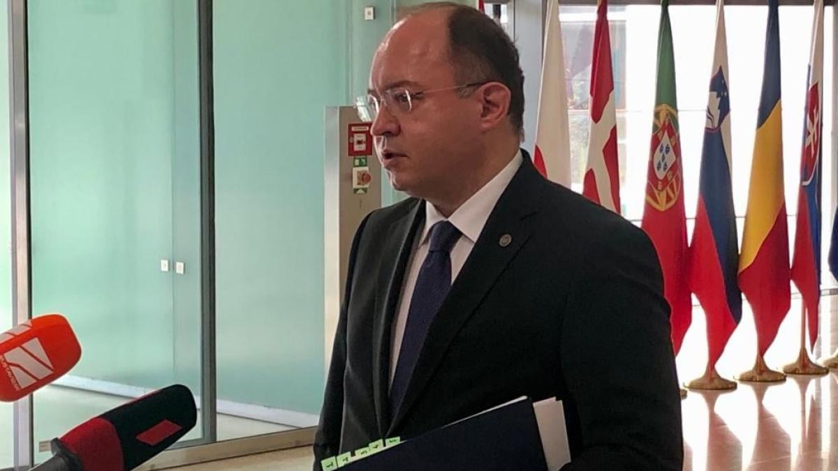 bogdan-aurescu-facebook-mae_61928600