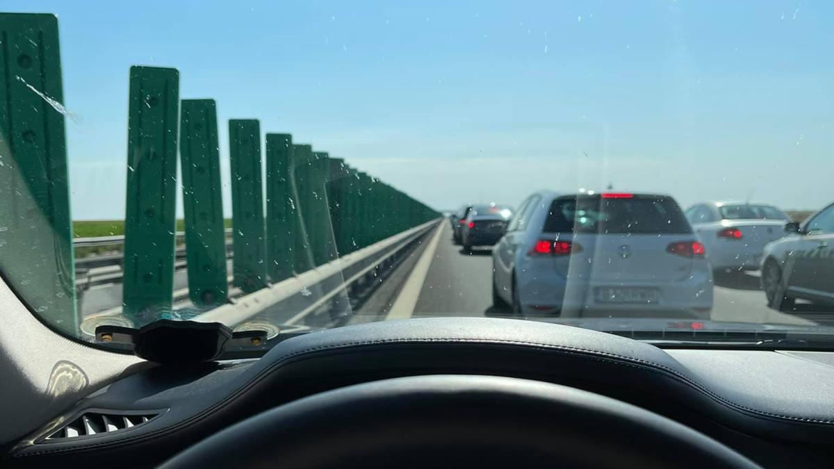 autostrada-soarelui-aglomeratie_11909200