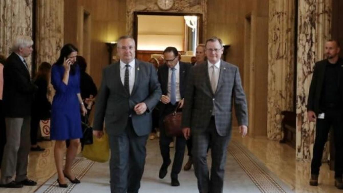 ciuca--intrevedere-cu-presedintele-bundesrat--dezvoltarea-relatiilor-romano-germane--in-atentia-celor-doi-oficiali_29001500