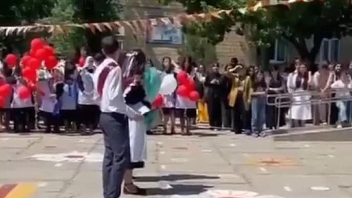 eleva-rusia-mesaj-anti-razboi_06104100