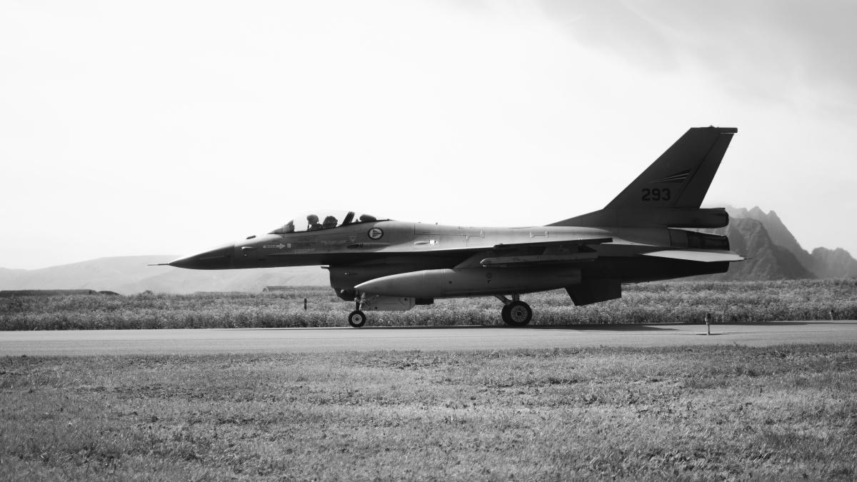 mapn-a-reluat-zborurile-cu-mig-21-lancer_41078000