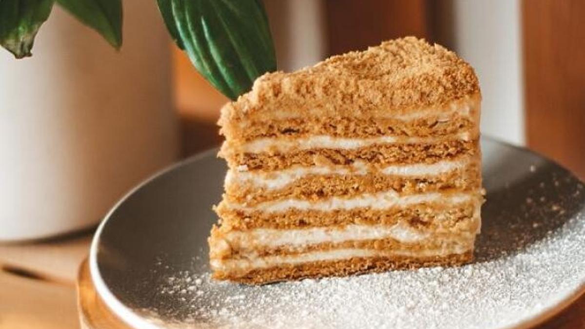 tort-senzational-de-bun---fara-oua--fara-lapte-si-fara-unt--nici-de-cuptor-nu-ai-nevoie--noteaza-reteta_28804100