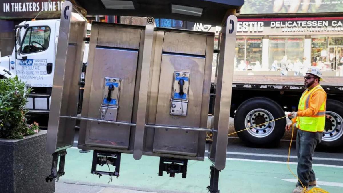 telefon-public-new-york_11445100