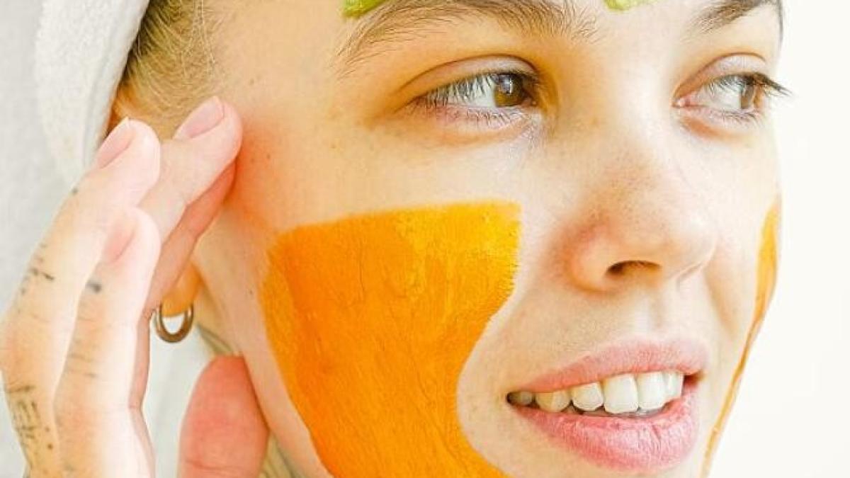 fa-un-piure-dintr-un-morcov-fiert-si-aplica-l-pe-ten--masca-va-sterge-cativa-ani-de-pe-chipul-tau_27105900