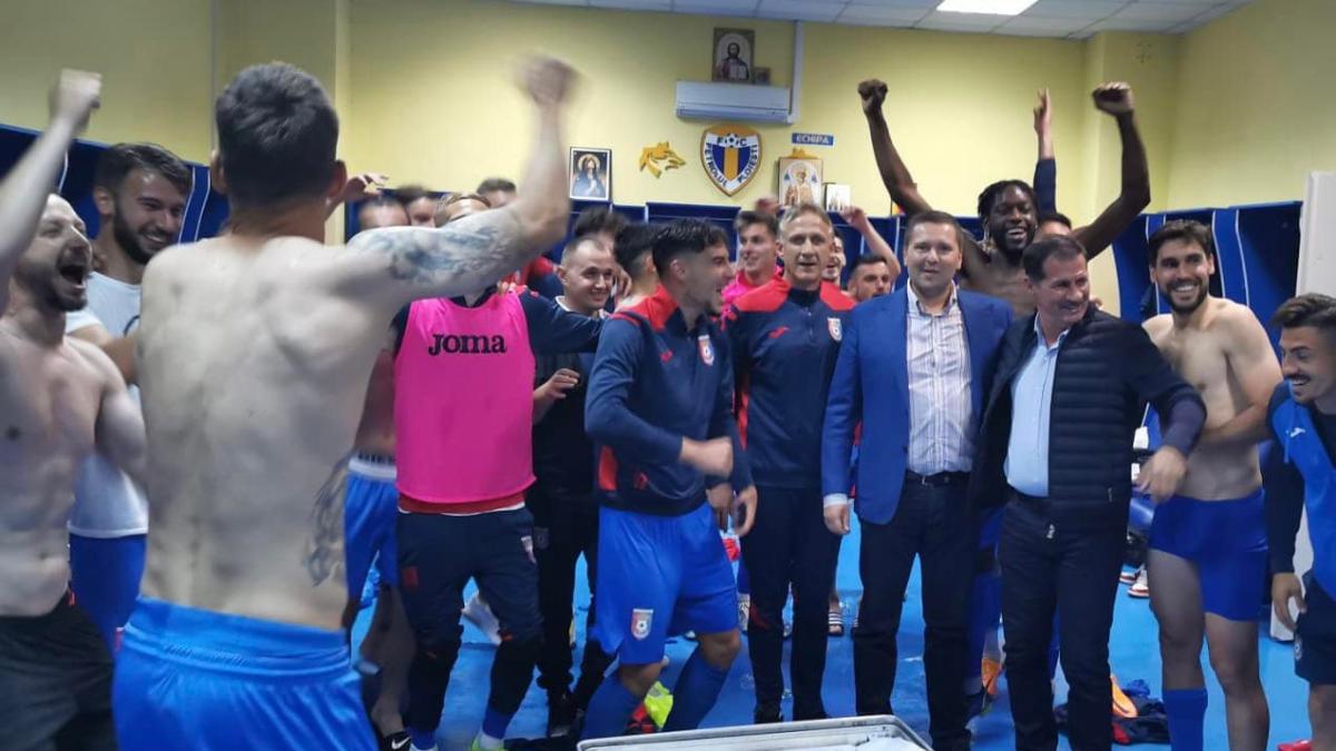 stefan-chindia_60979000