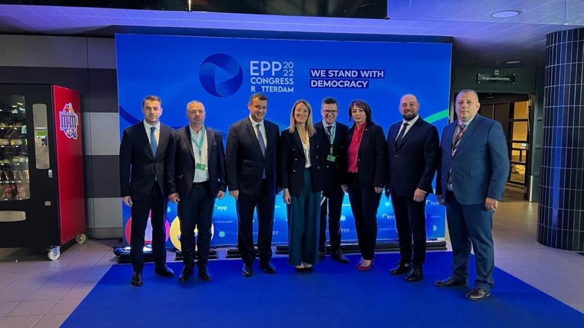pmp-la-congresul-partidului-popular-european_80502400