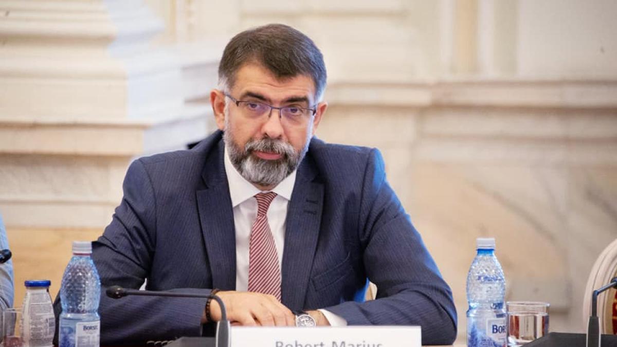 robert-cazanciuc-constitutie-revizuire_07232700