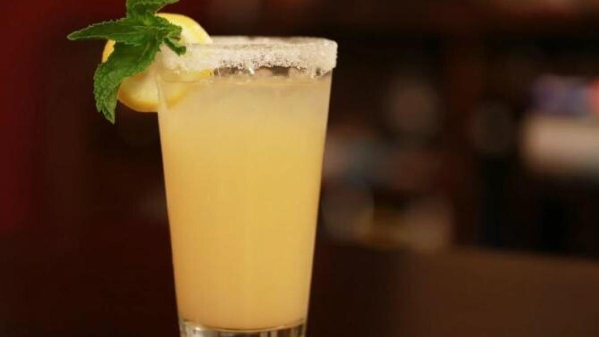 cea-mai-ieftina-si-racoritoare-limonada-a-verii-este-gata-in-10-minute-si-buna-in-zilele-fierbinti_98796100