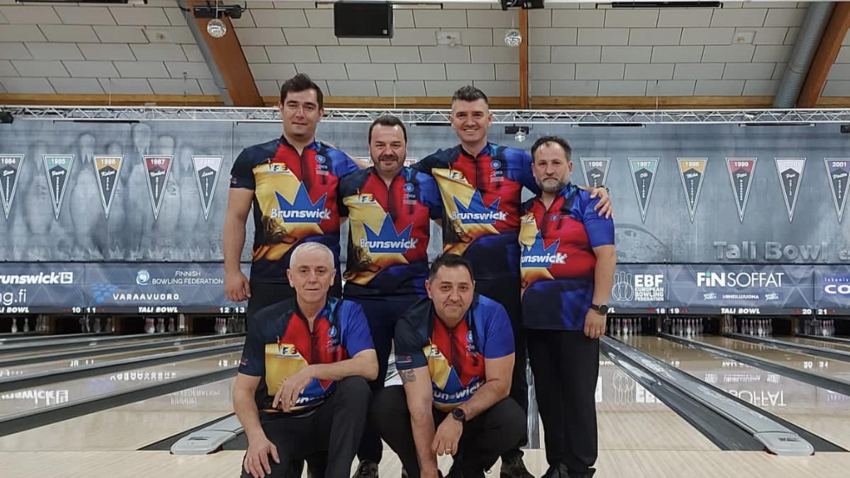 romanianbowlingteam2022_46087900