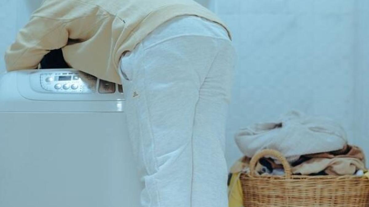 haine-curate-si-parfumate-cu-un-singur-ingredient--este-ieftin-si-il-ai-chiar-la-tine-in-casa_38833300