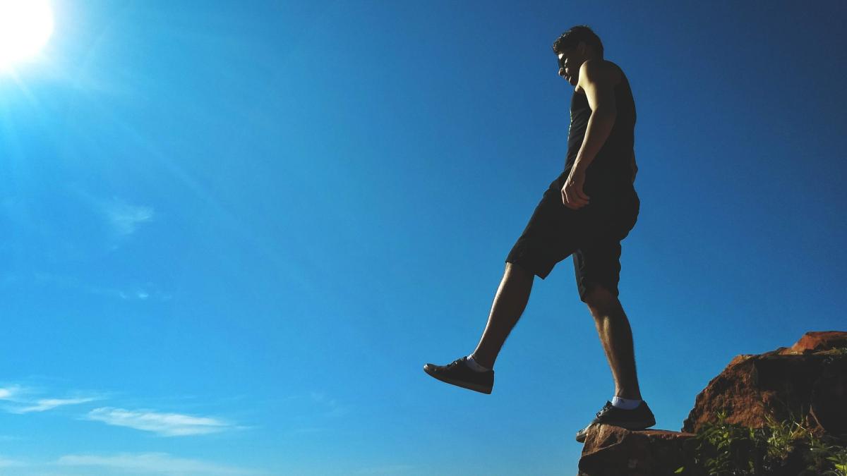 inaltimea-unui-om-il-expune-riscului-de-boli_76825100