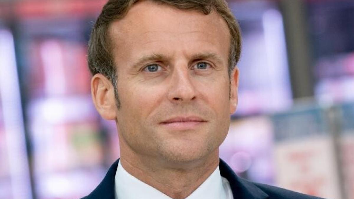 macron-confirma-ca-a-discutat-cu-mbappe-sa-ramana-la-psg_03398900